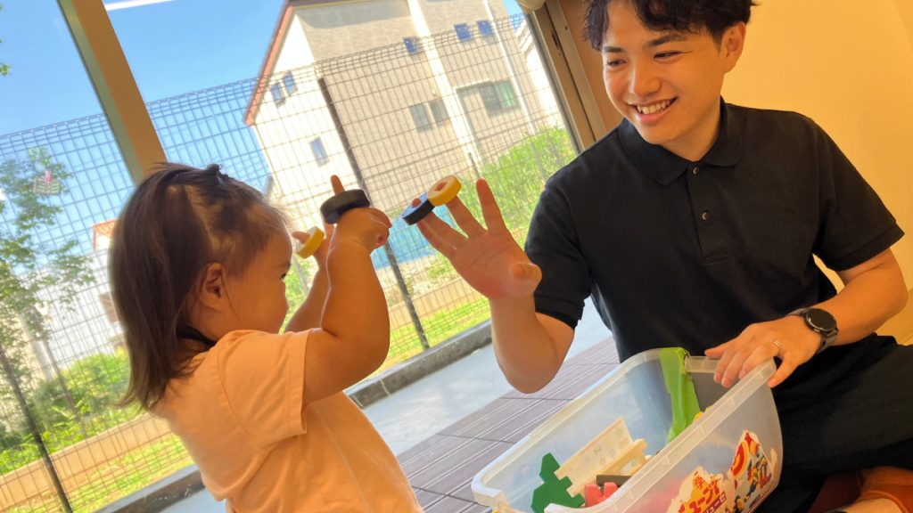 育児も仕事も諦めない！計4回育休を取得した2児のパパが語る男性育休のススメ
