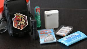 【防災】職場や枕元に常備できる「防災ポーチ」で災害に備える