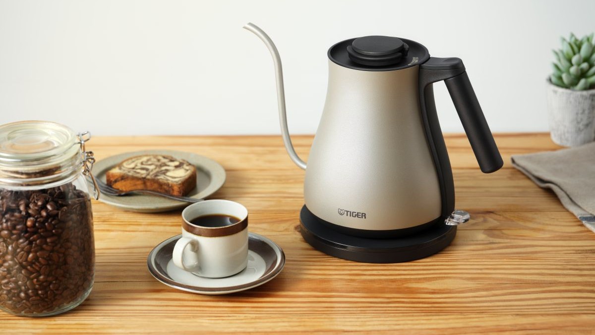 【新品未使用】　brunt ケトル大　OD 新製品】最高級の注ぎ心地を実現した「蒸気レス電気ケトル PCZ-A080